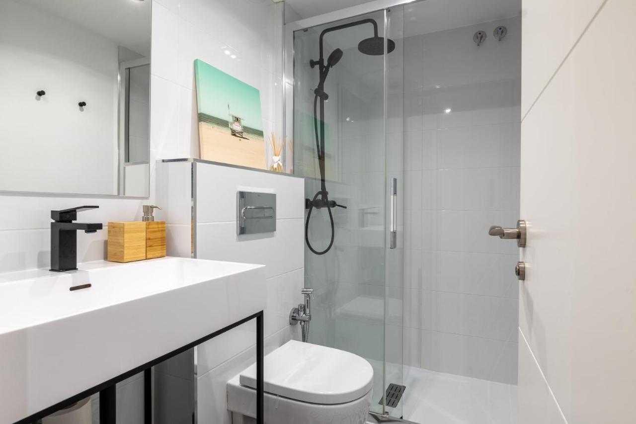 شقة Marbella Beach And Pool Duplex, Marbesun Properties المظهر الخارجي الصورة